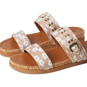 Lucky Brand Dineesa Studded Two Band Flat Sandals NIB Size 8